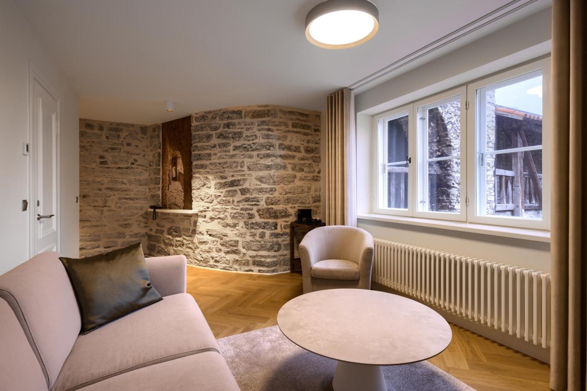 Nunne Boutique Hotel Tallinn Exterior photo